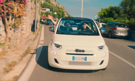 Fiat 500 Hybrid w teledysku