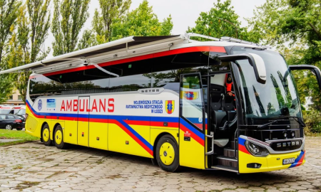Pierwszy w Polsce autobus-ambulans