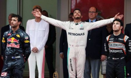 Zwycięstwo Hamiltona w Monte Carlo