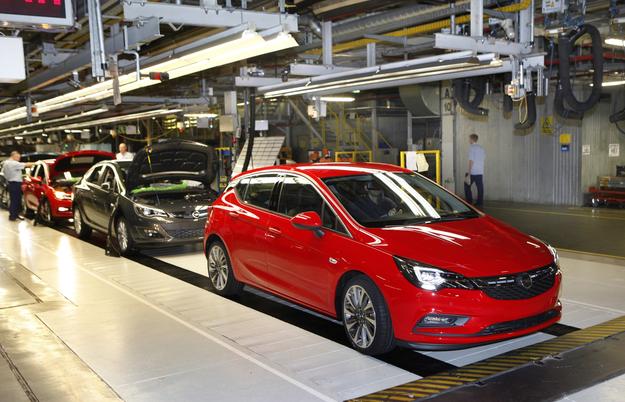 Opel liczy na wyprodukowanie 150 tys. sztuk nowej Astry