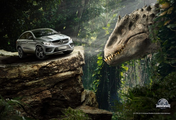 Mercedes i dinozaury