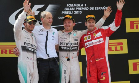 Nico Rosberg triumfuje w Barcelonie