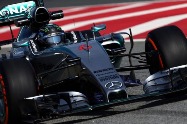 Lewis Hamilton rozpoczął sezon