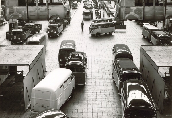 60 lat temu w tej fabyce ruszyła produkcja VW Transportera